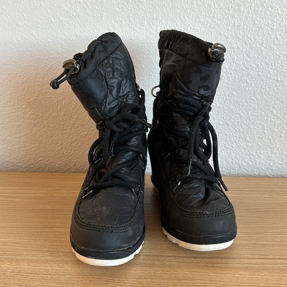 Sorel Black Kinetic Wedge Boot Lace Up/Toggle Closure Waterproof Fleece Lined 7 - Picture 4 of 4